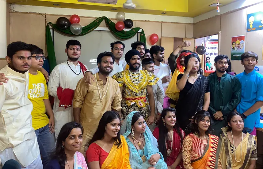 Students enact scenes from Ramayan during cultural fest at Oxford School of Accounting